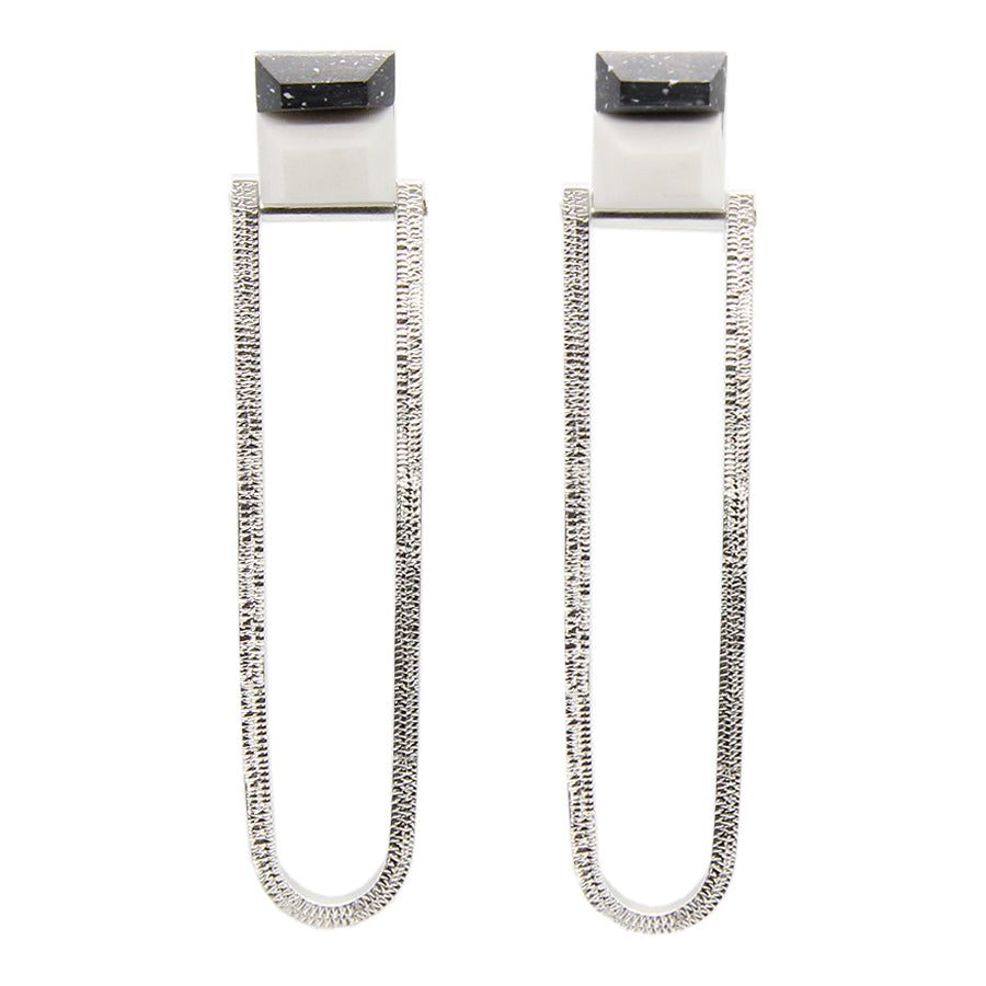 OVAL SPLICE EARRINGS