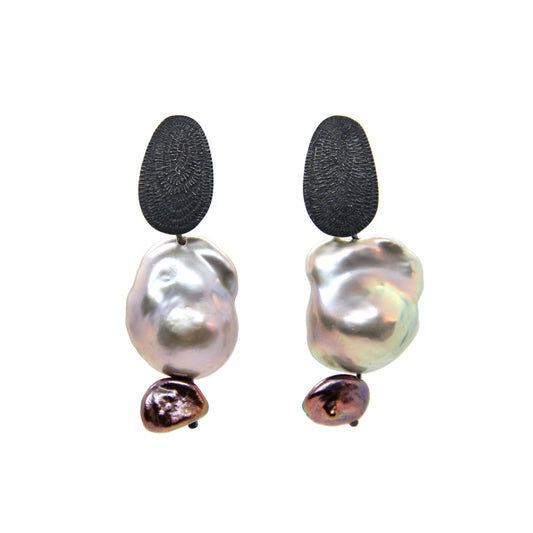 GRADIENT PEARL EARRINGS