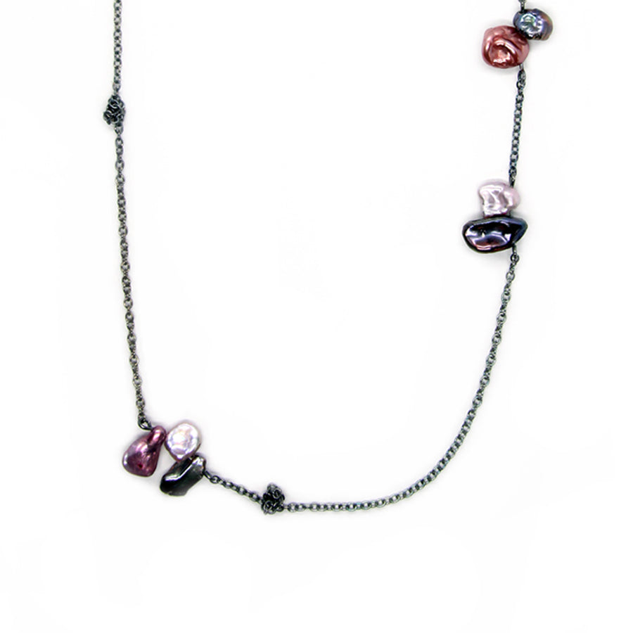 KNOTTED PEARL NECKLACE